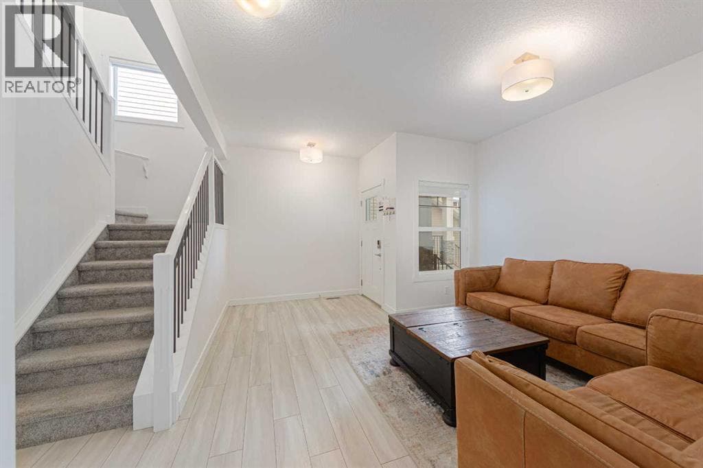 70 Saddlestone Green NE — photo 3