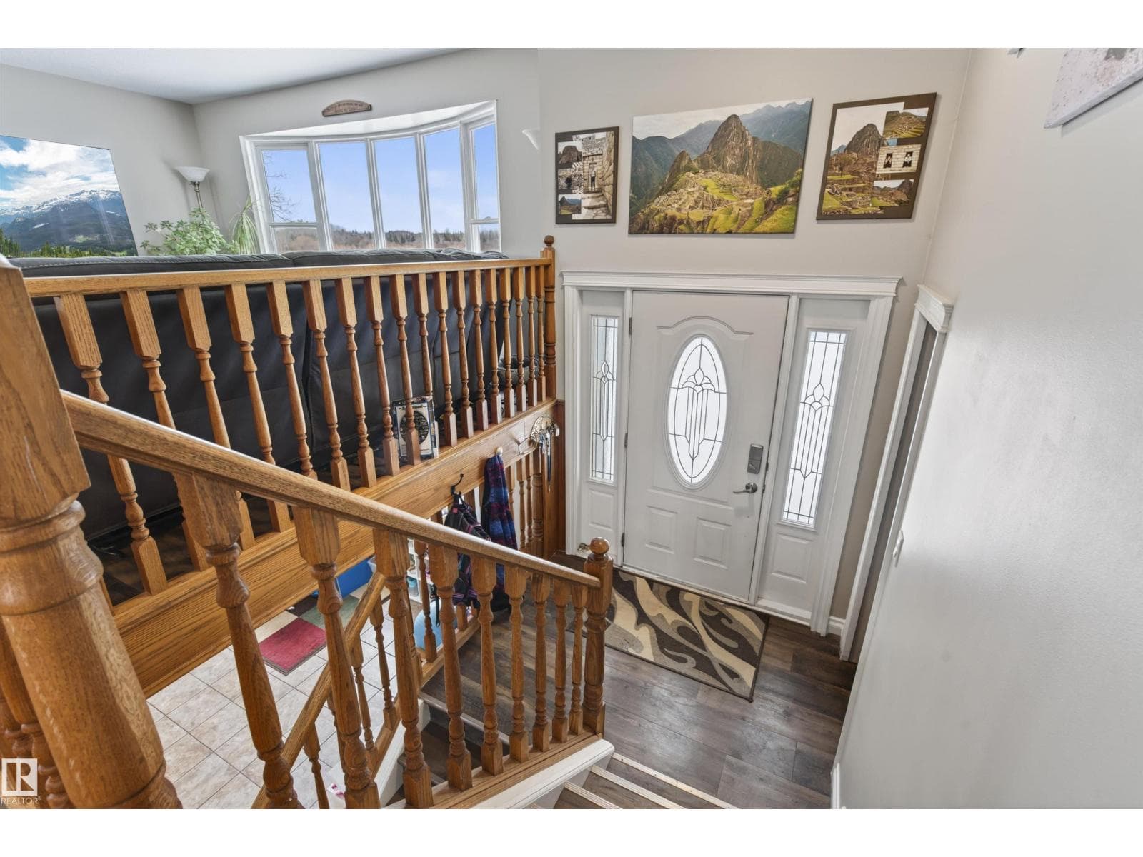 5803 53 AV — photo 3