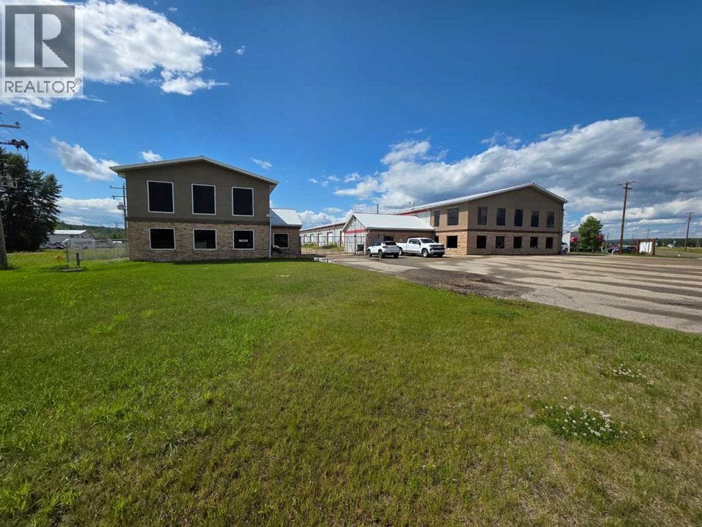 5012 Caxton Street — photo 2