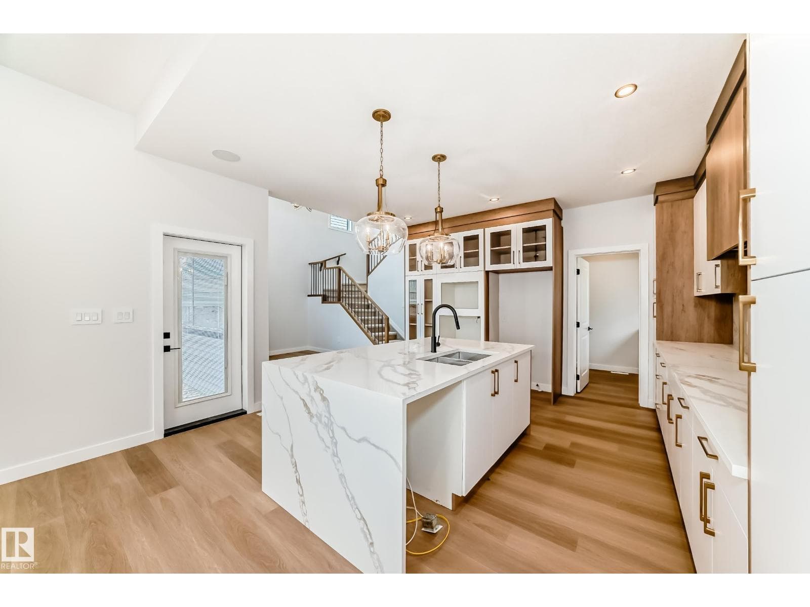 47 MEADOWGROVE LN — photo 2
