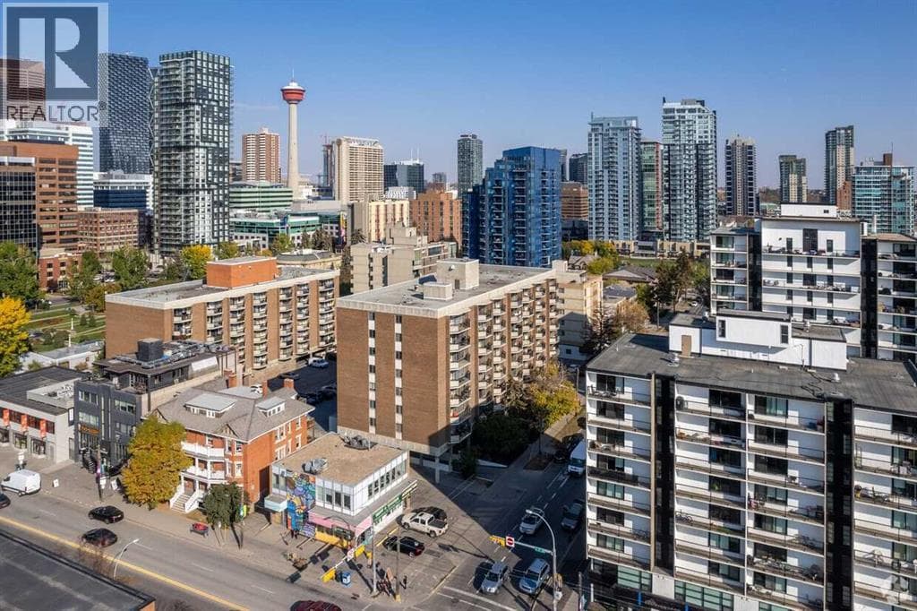 703, 340 14 Avenue SW — photo 2
