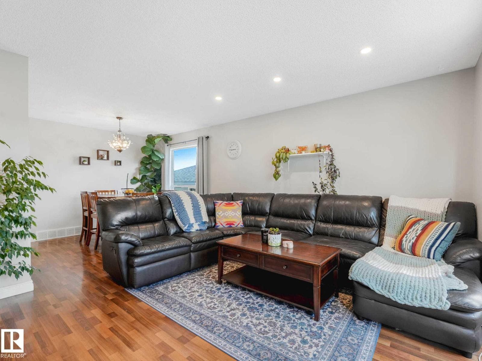 317 KLINE CR NW — photo 5