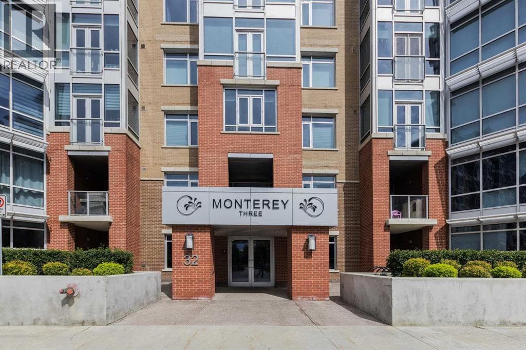 109, 32 Varsity Estates Circle NW — photo 2