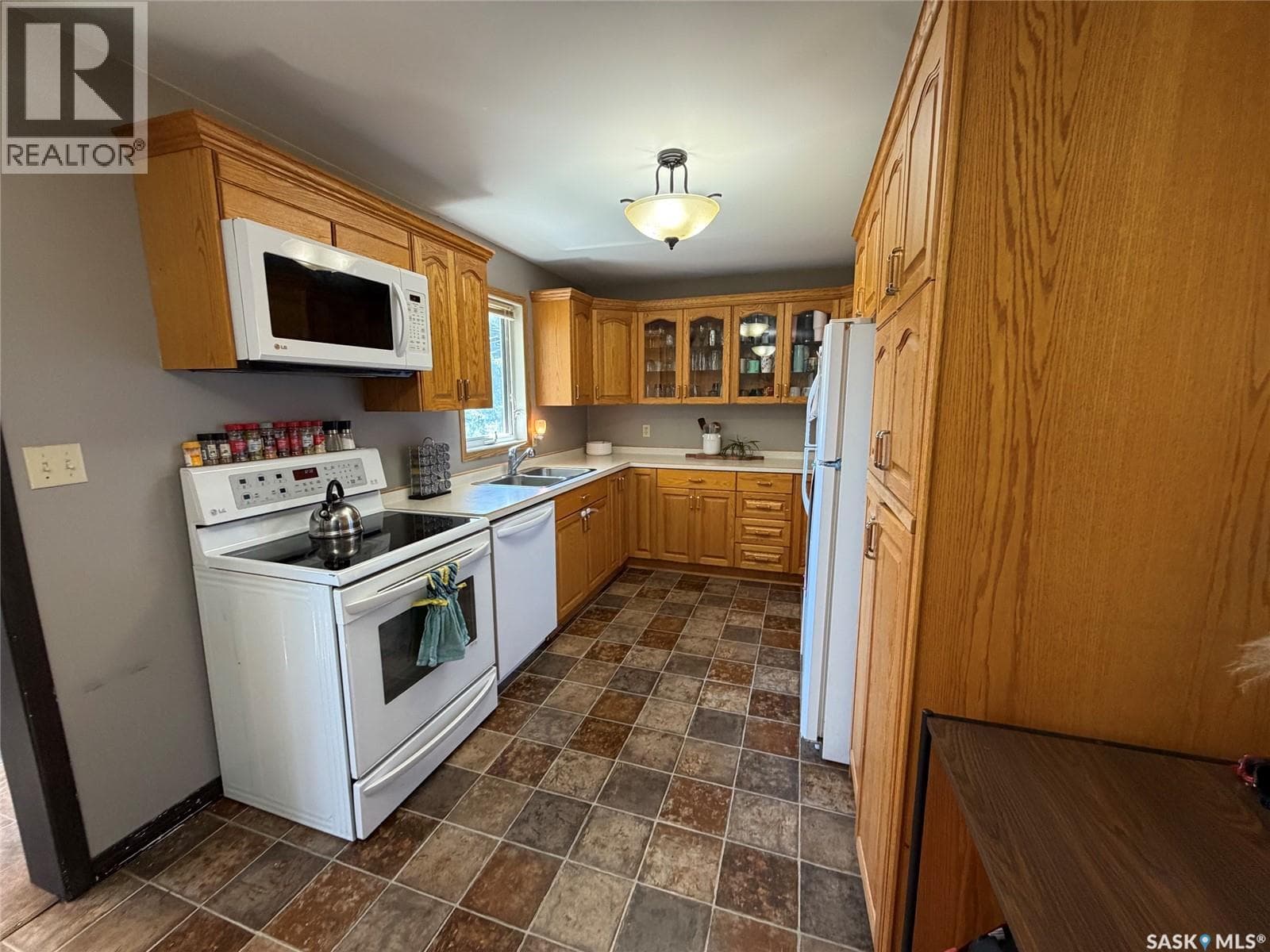 225 Cooper STREET — photo 5