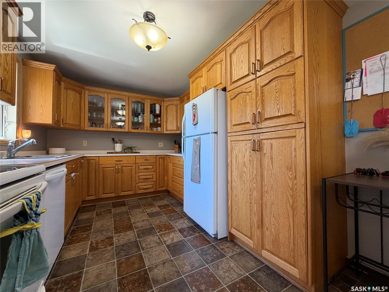 225 Cooper STREET — photo 3