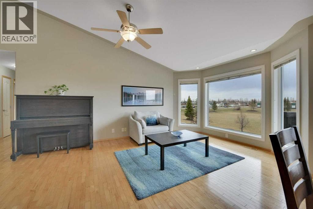 50 Langford Crescent — photo 5