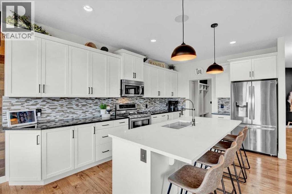 142 Fireside Bend — photo 2