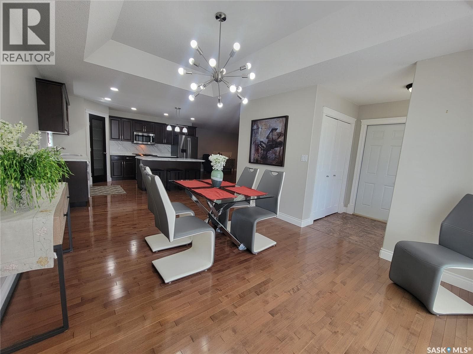 1 5352 Progress STREET — photo 5