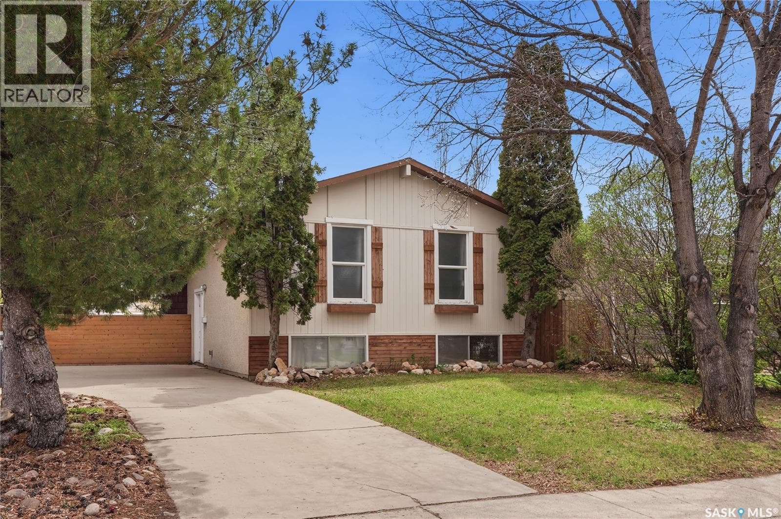 405 St Laurent CRESCENT