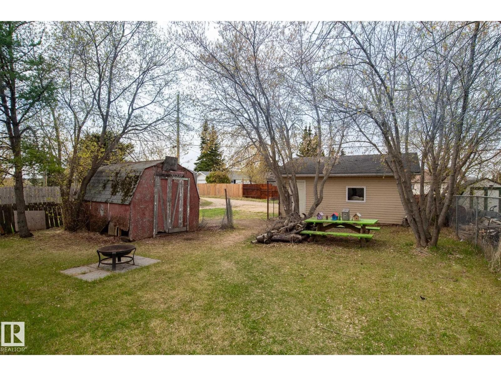 315 10 ST — photo 5