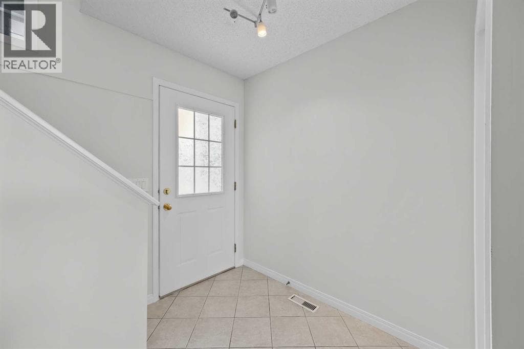 289 Hidden Spring Green NW — photo 2