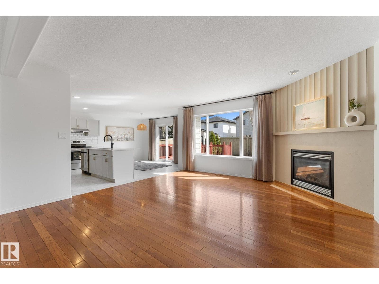 326 SILVER BERRY RD NW — photo 4