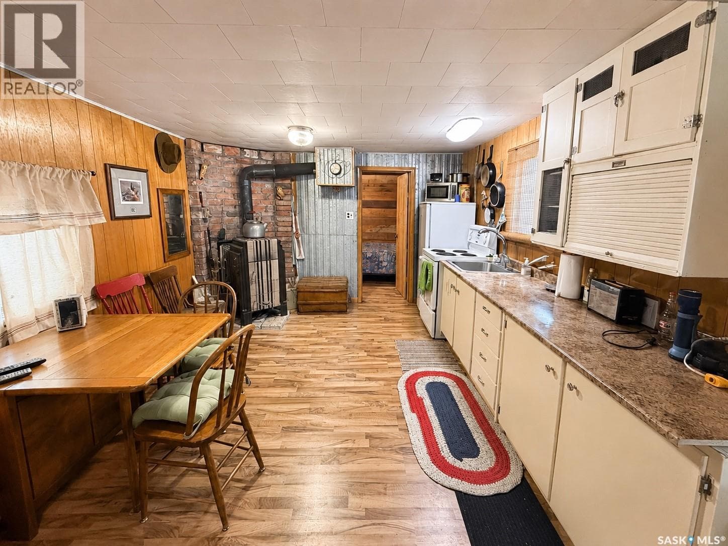 Cabin #50 Clearwater Lake — photo 4