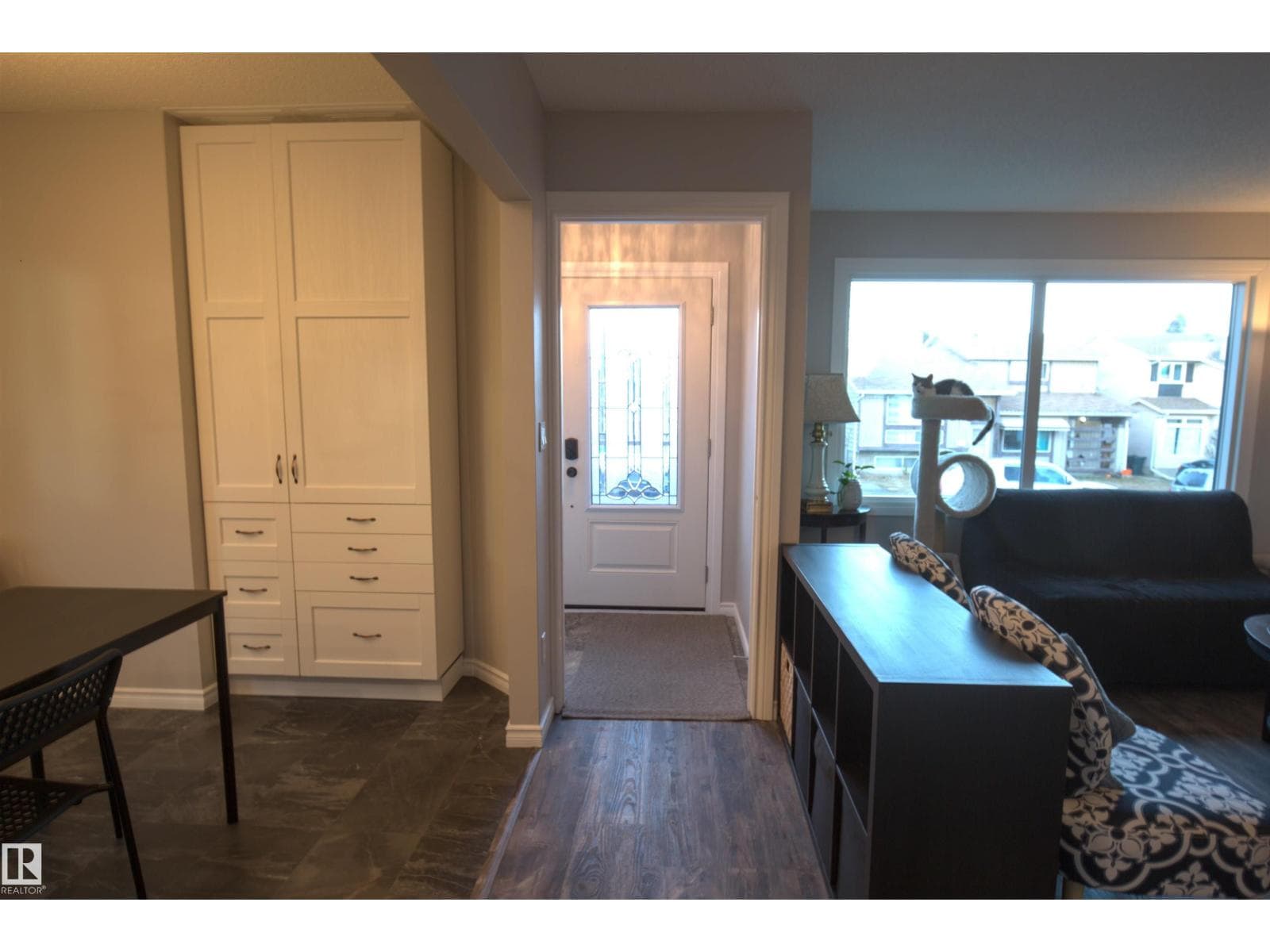 44 WELLINGTON CR — photo 4