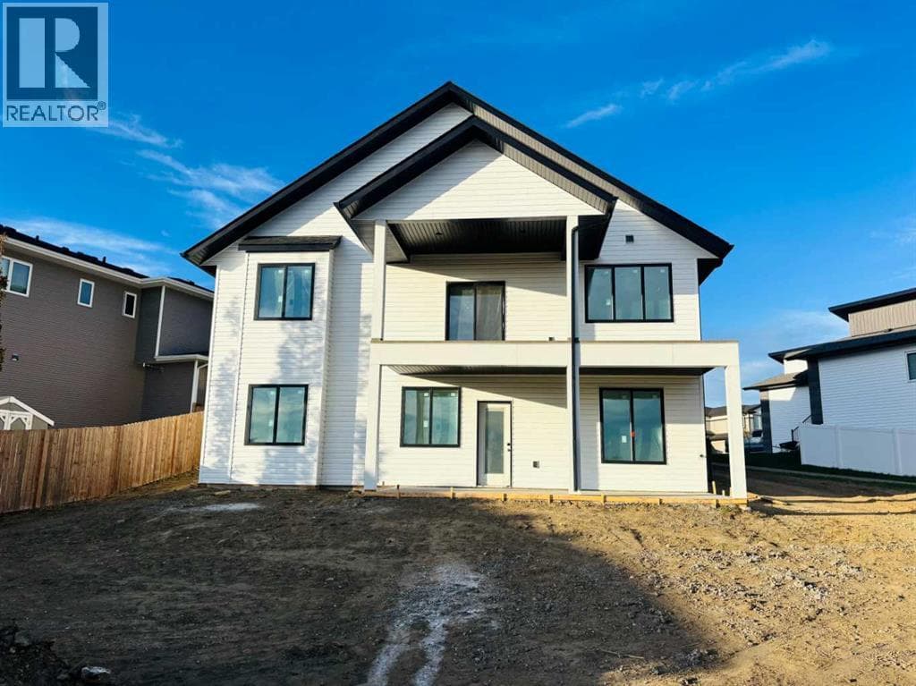 37 Maclean Close — photo 2