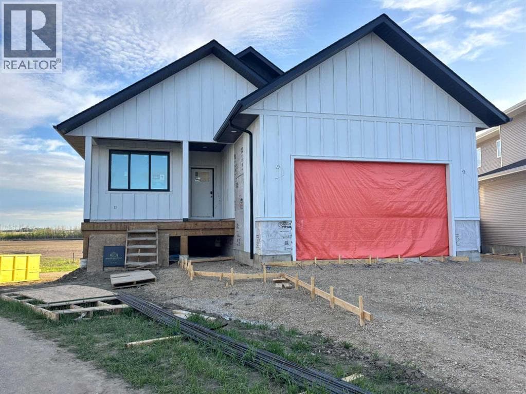 37 Maclean Close