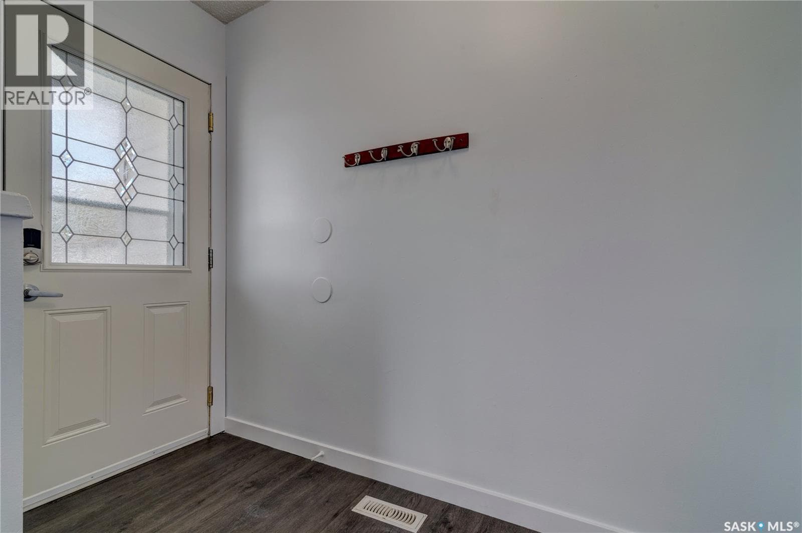 3 HUNT CRESCENT — photo 4