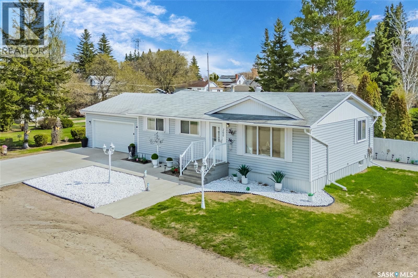 200 Buffer AVENUE