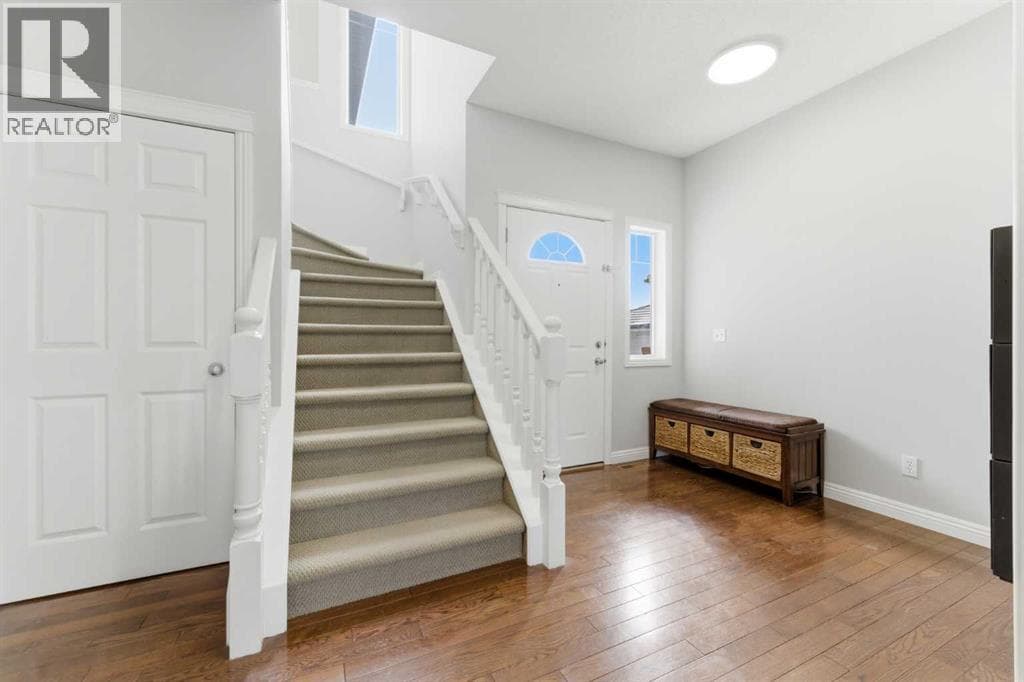 54 Glensummit Close — photo 2