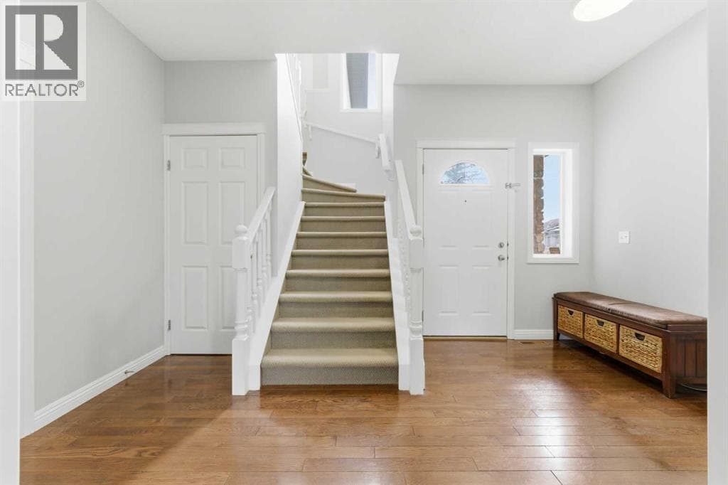 54 Glensummit Close — photo 3