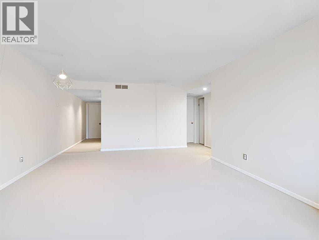 205, 1625 14 Avenue SW — photo 4