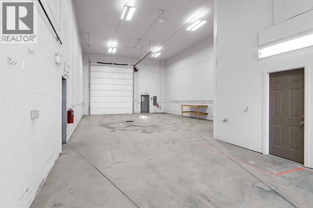 12515 101 Street — photo 3