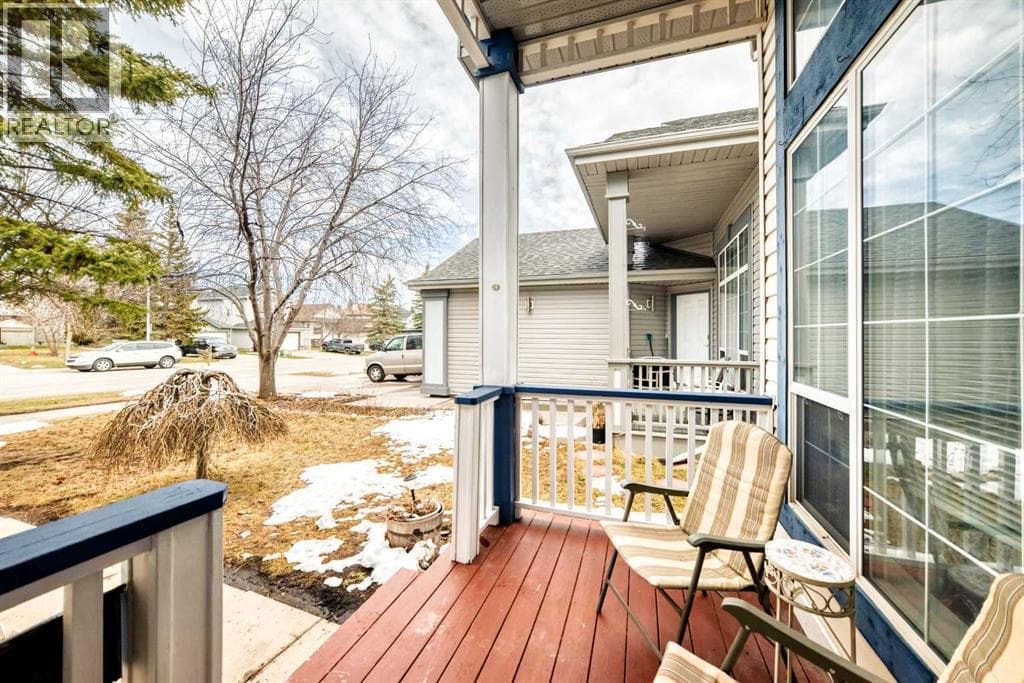 193 Somerset Drive SW — photo 3