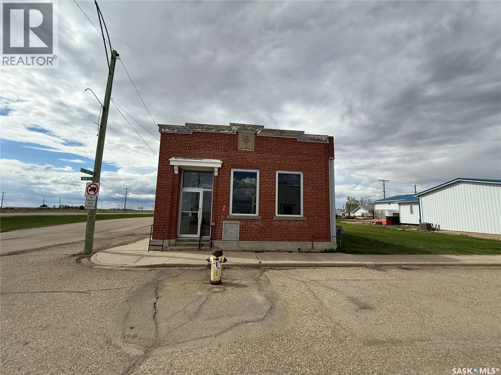 101 Main STREET