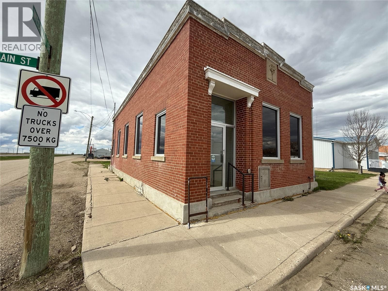101 Main STREET — photo 2