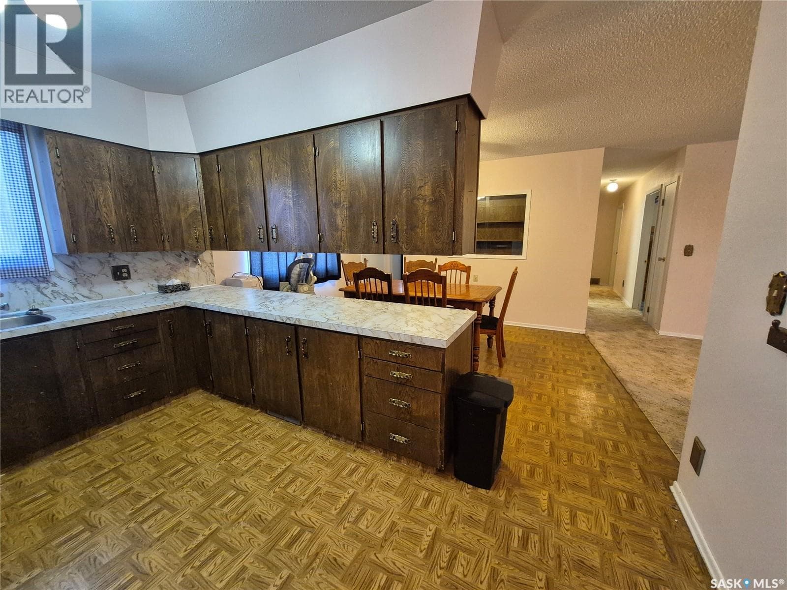 10 Yandeau CRESCENT — photo 4