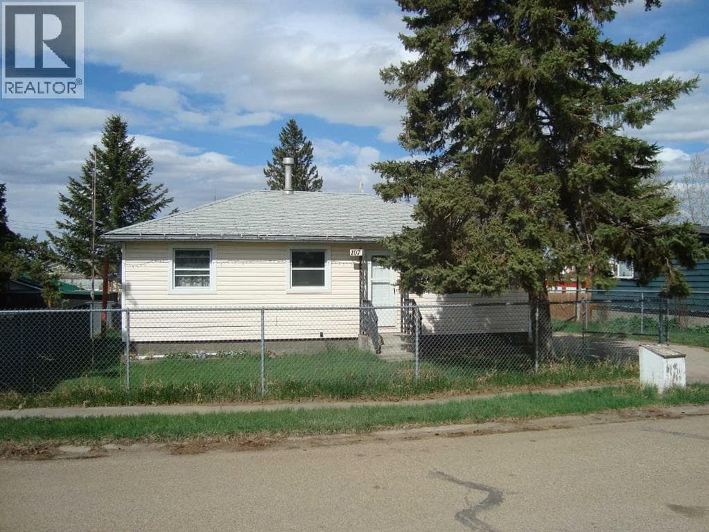 107 2nd Avenue N