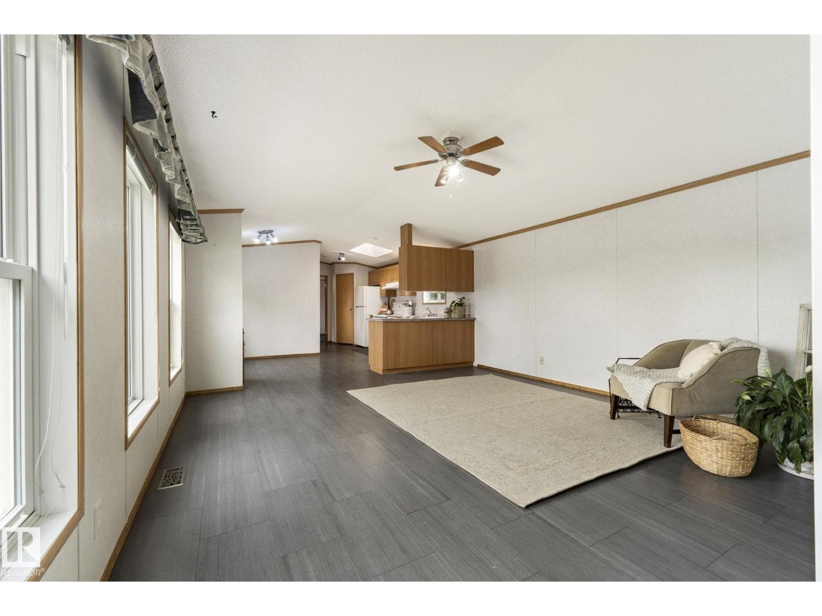 3 bed 2 bath single family at 49 Rim RD NW NW — $129,900 — photo 9
