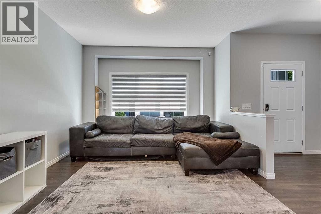 254 Walgrove Terrace SE — photo 5