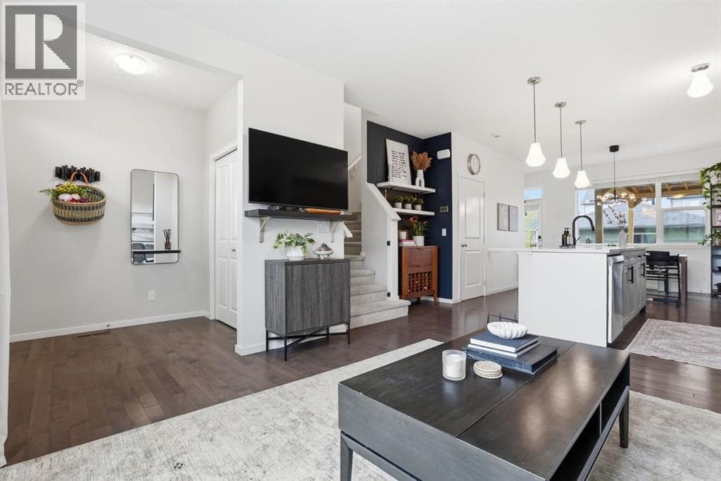 648 Walden Drive SE — photo 5