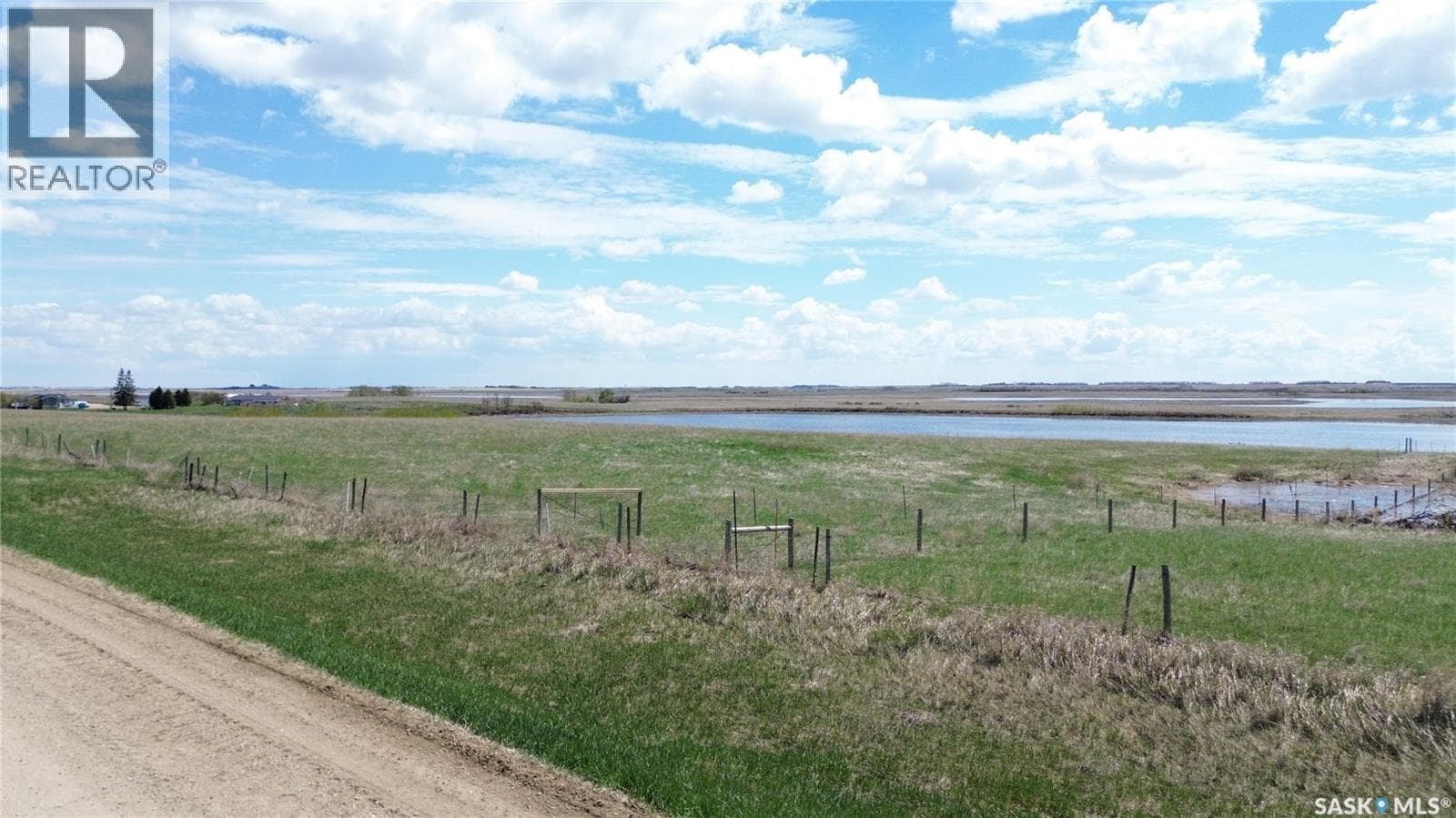 Blucher Land 15 Minutes From Saskatoon 131 Acres — photo 2