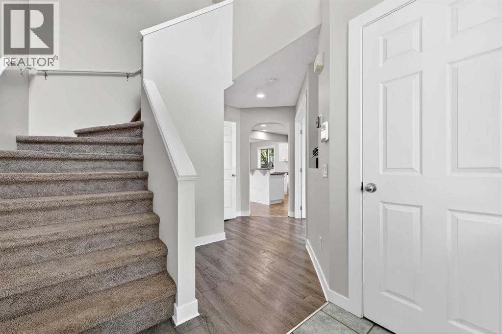 988 Prestwick Circle SE — photo 5