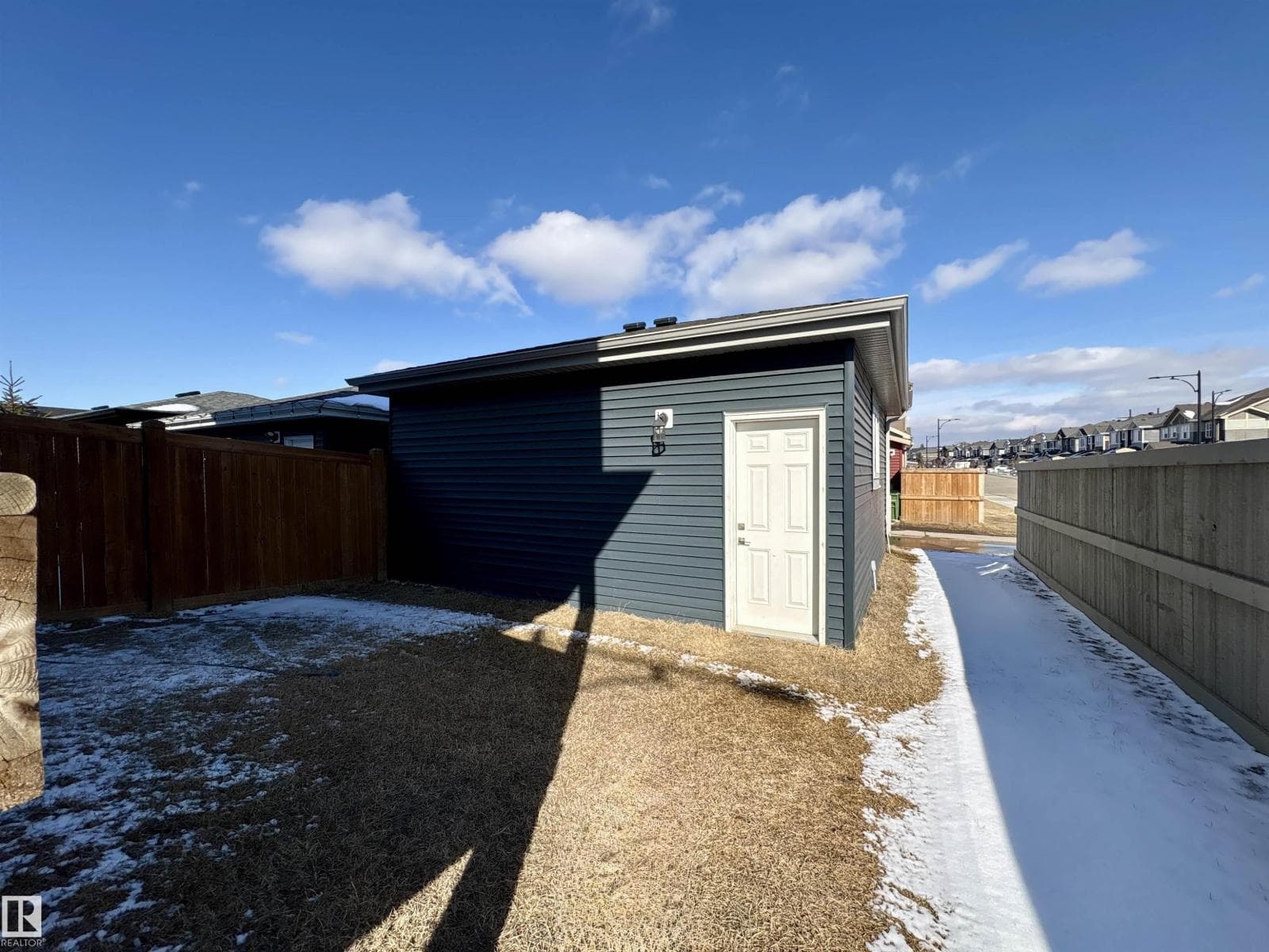 1203 EATON LN NW — photo 4