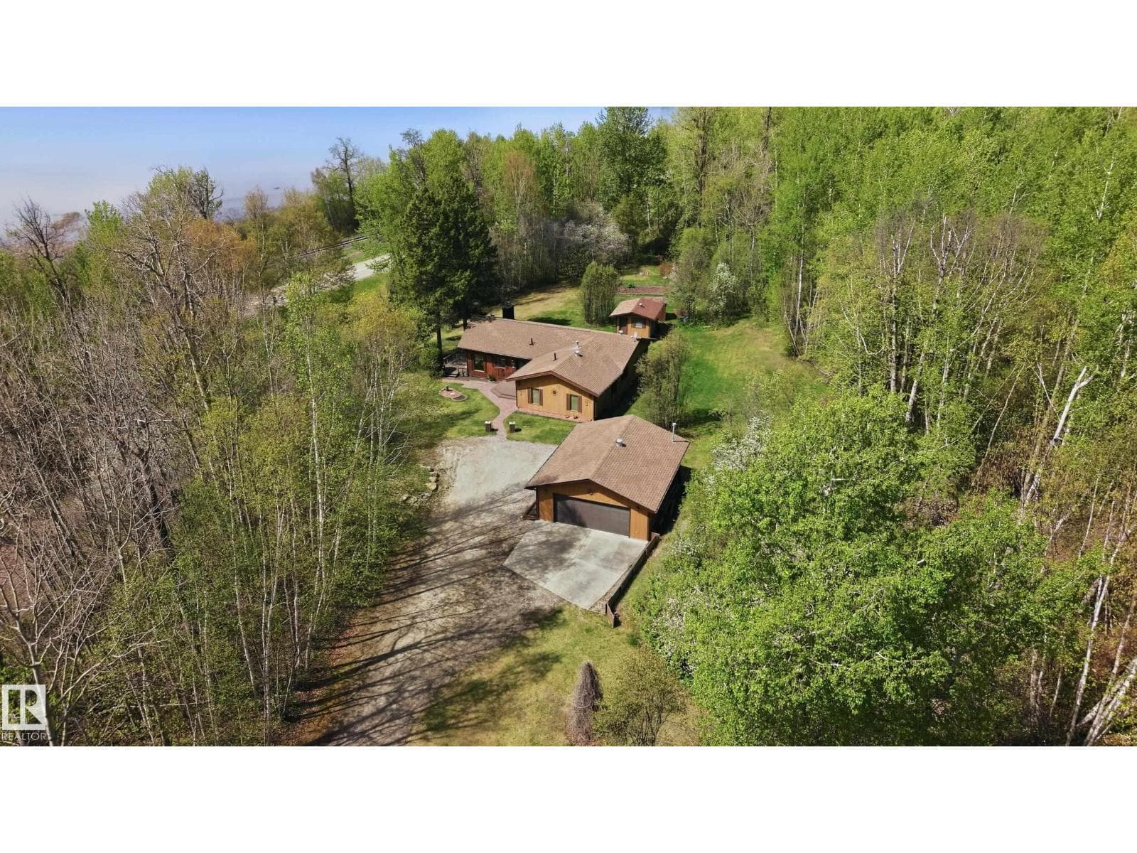 4502 A LAKESHORE RD — photo 2