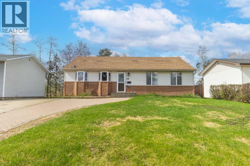 18 Clark Crescent