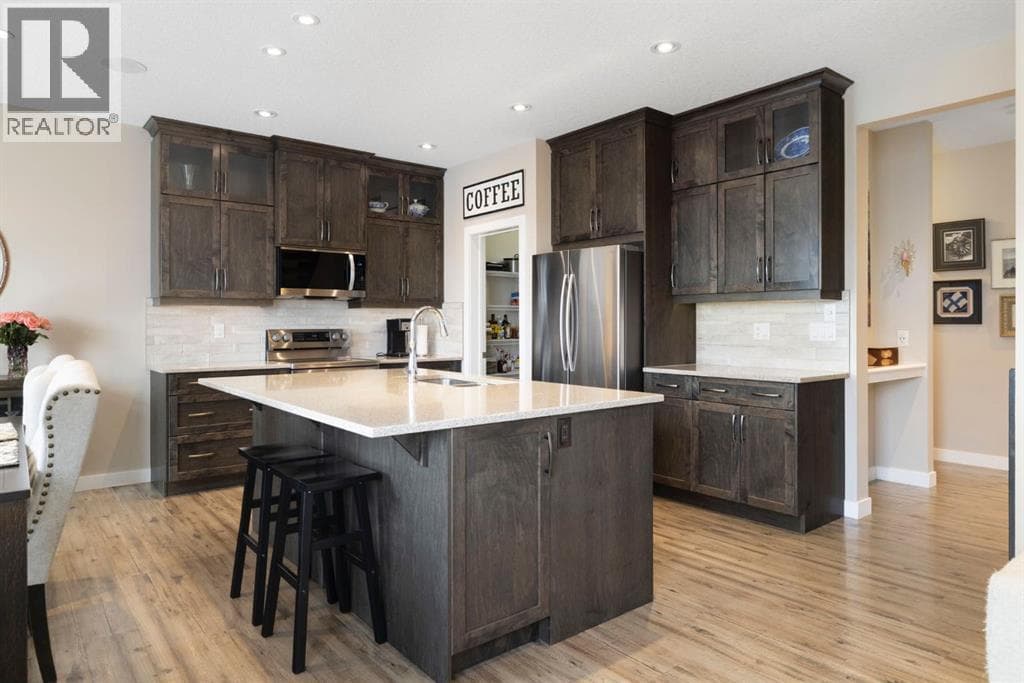 8 Emberside Glen — photo 4