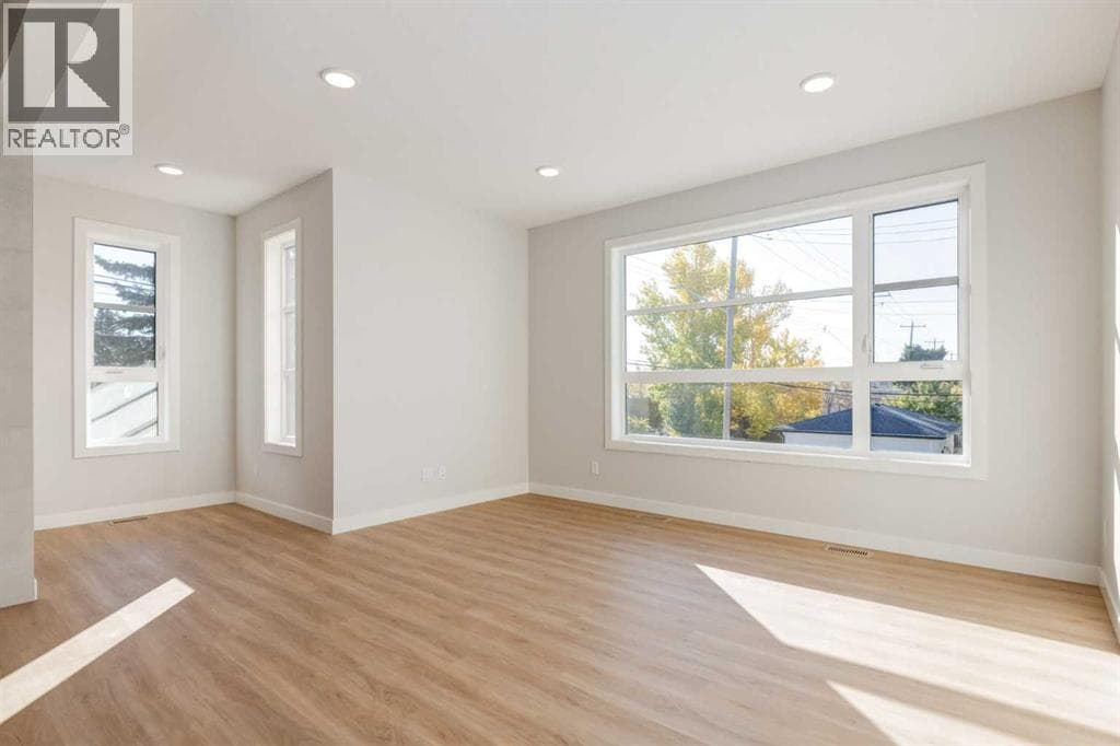 2516 21 Avenue SW — photo 5