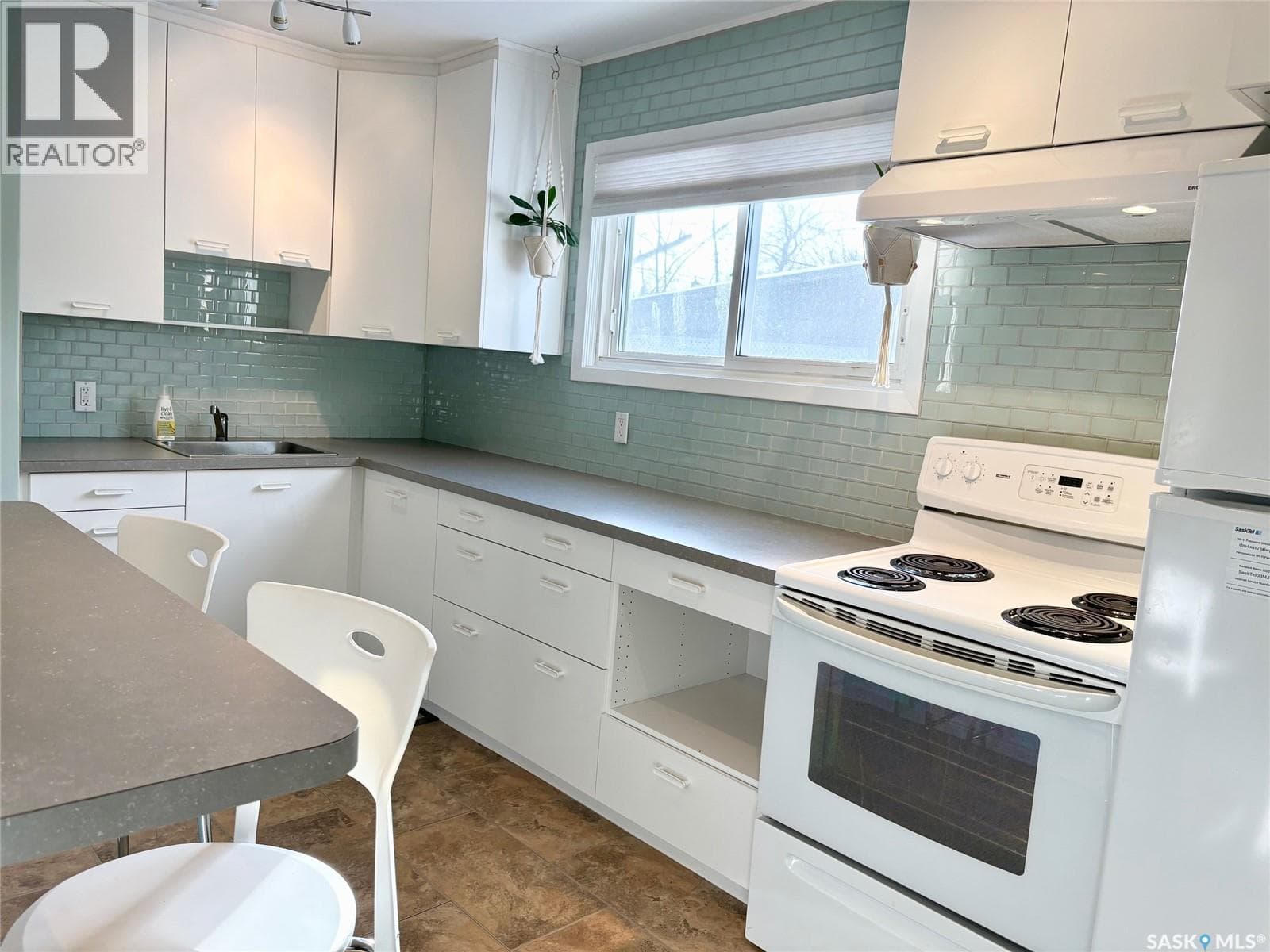 113 Laurier AVENUE — photo 3