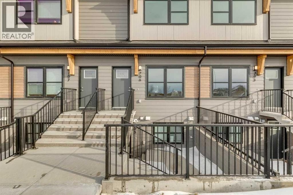 1108, 135 Mahogany Parade SE