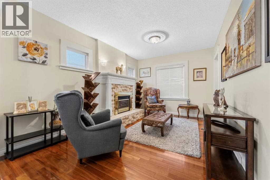 919 1 Street NW — photo 3