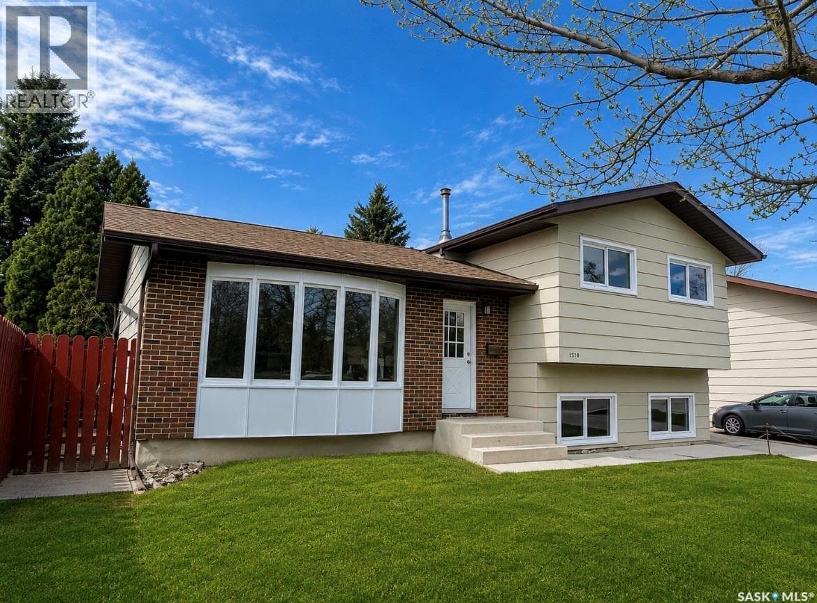 1510 McKercher DRIVE — photo 2