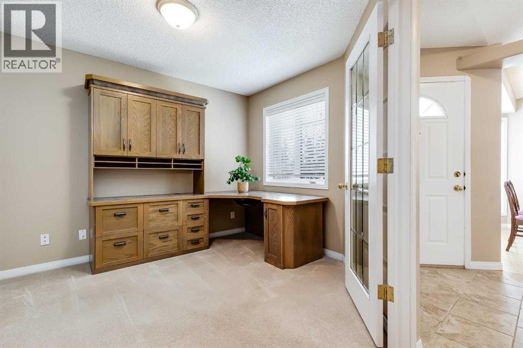 17 Rocky Ridge Villas NW — photo 5