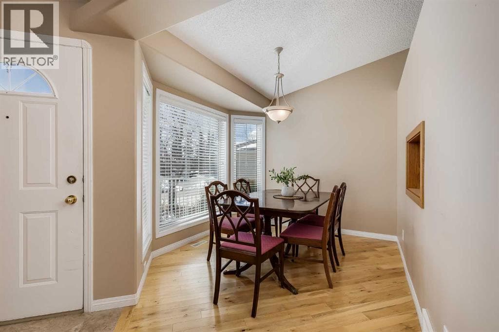 17 Rocky Ridge Villas NW — photo 3