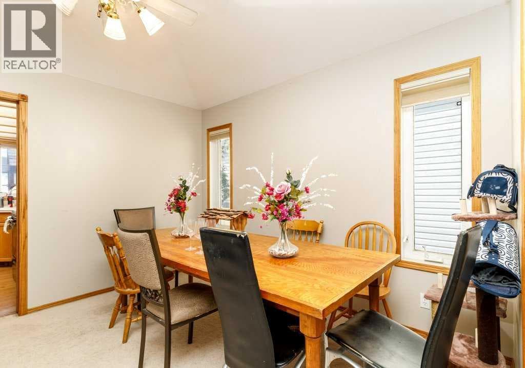6 Densmore Crescent — photo 5