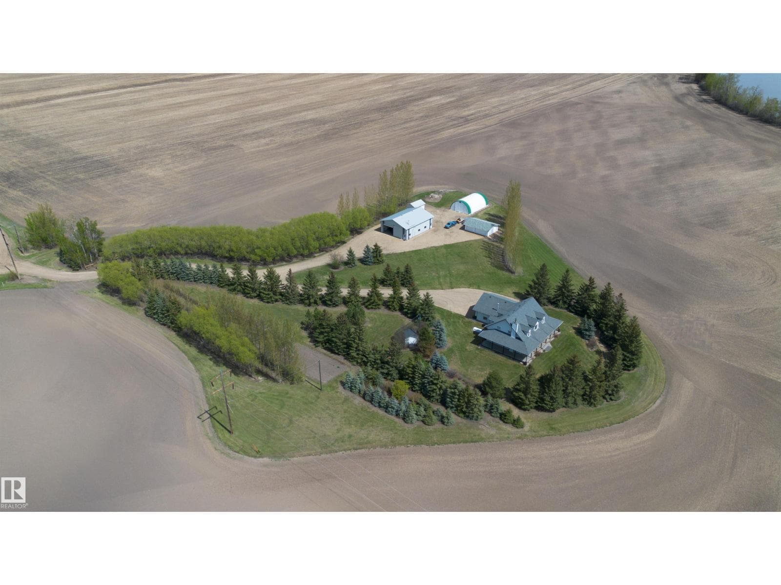 60215 RGE ROAD 13 — photo 2