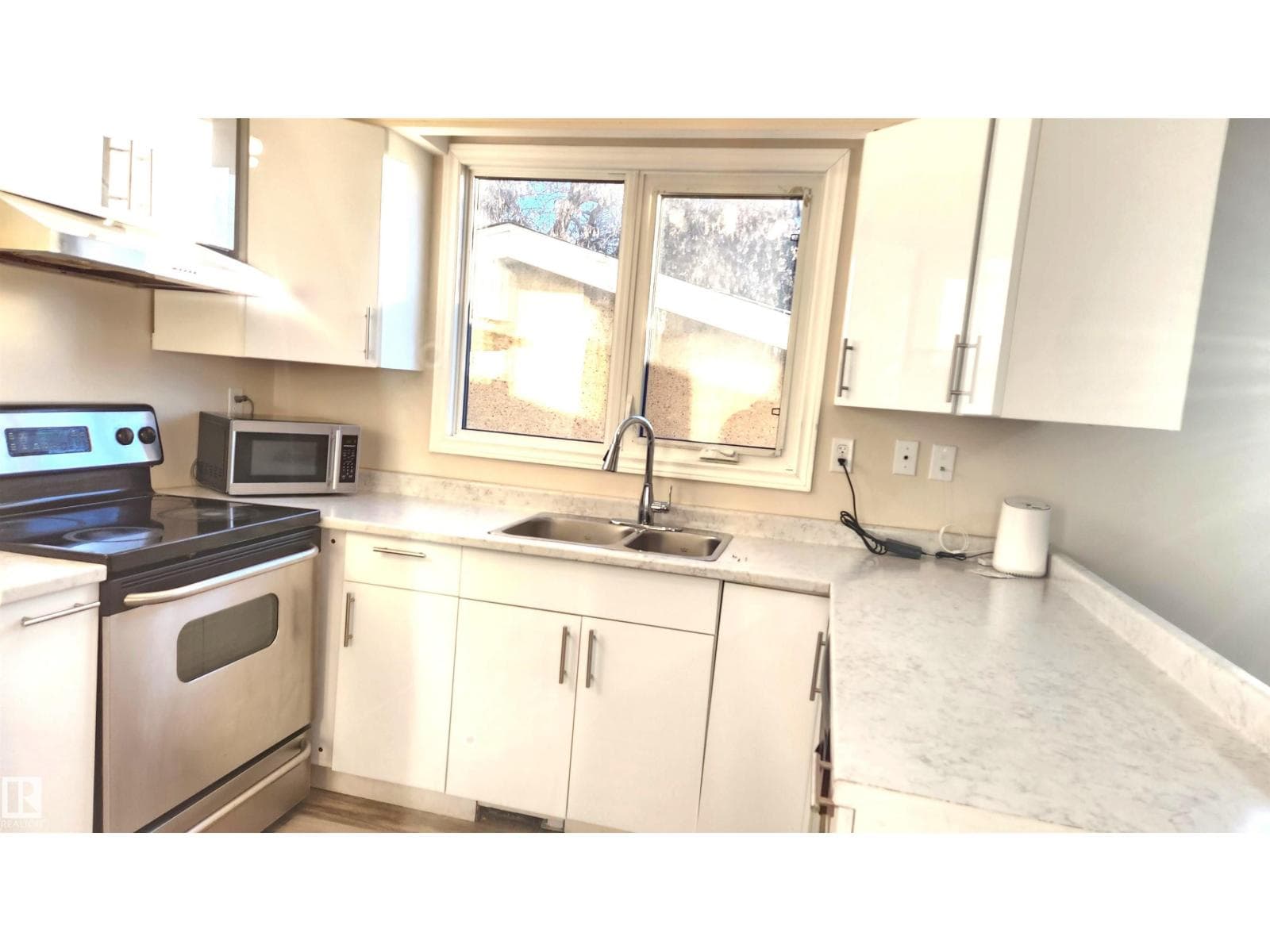 4709 106 ST NW — photo 4
